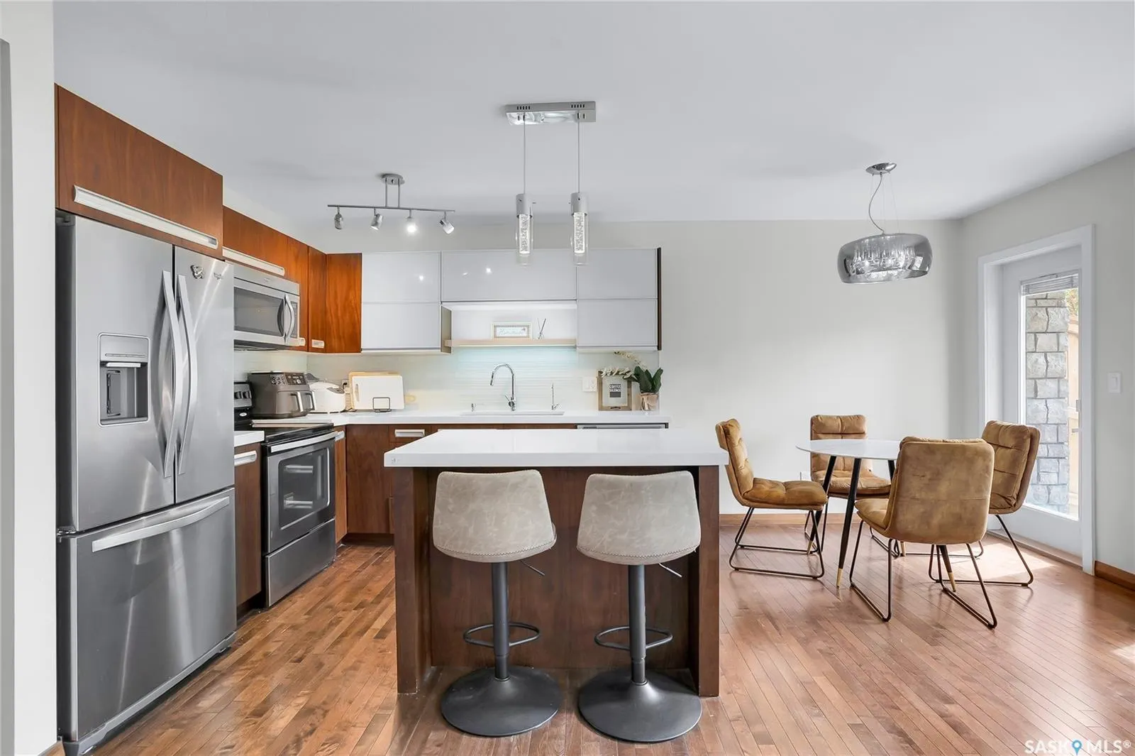 1555 Paton CRESCENT, #405