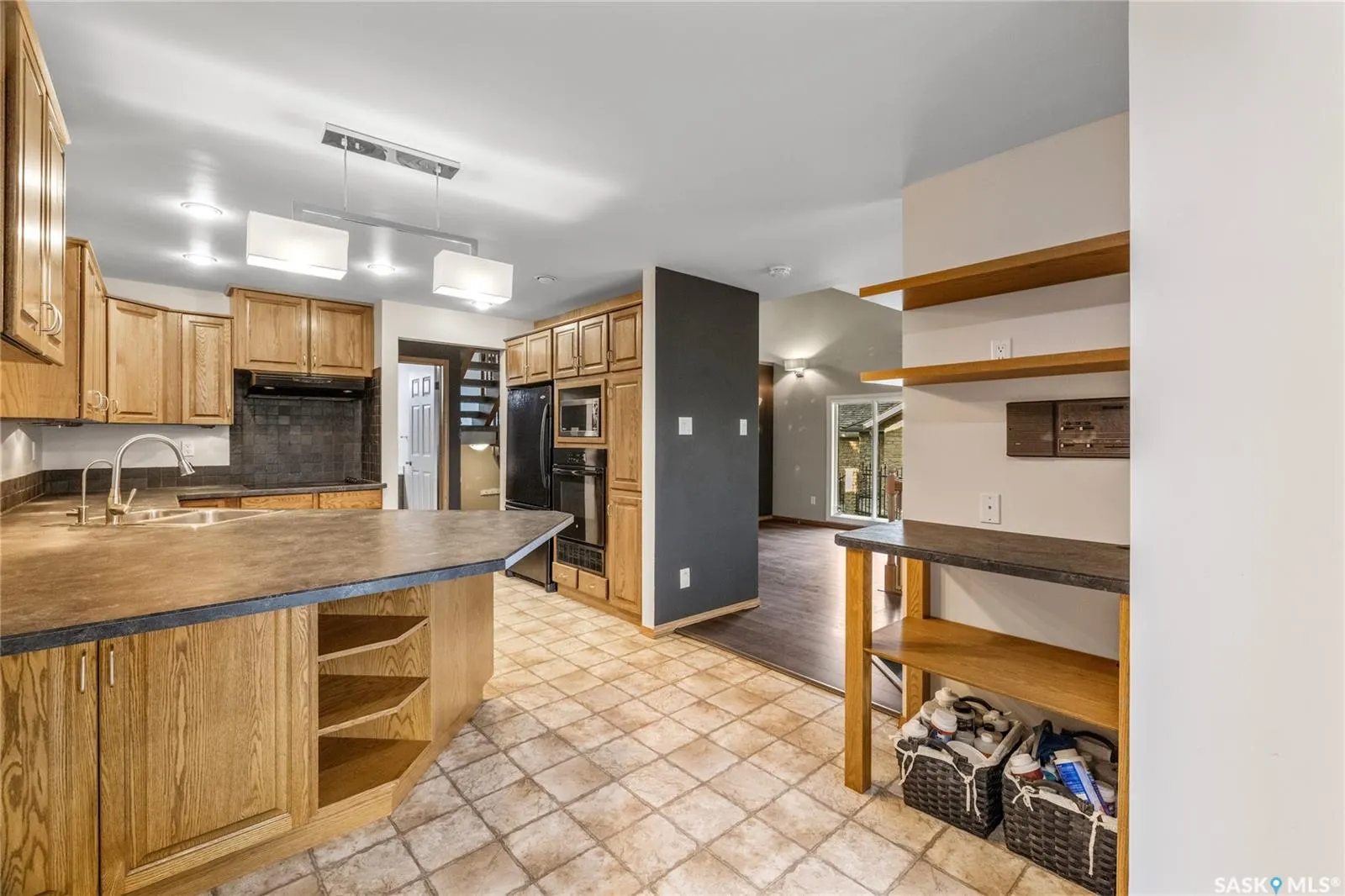 307 Avon DRIVE