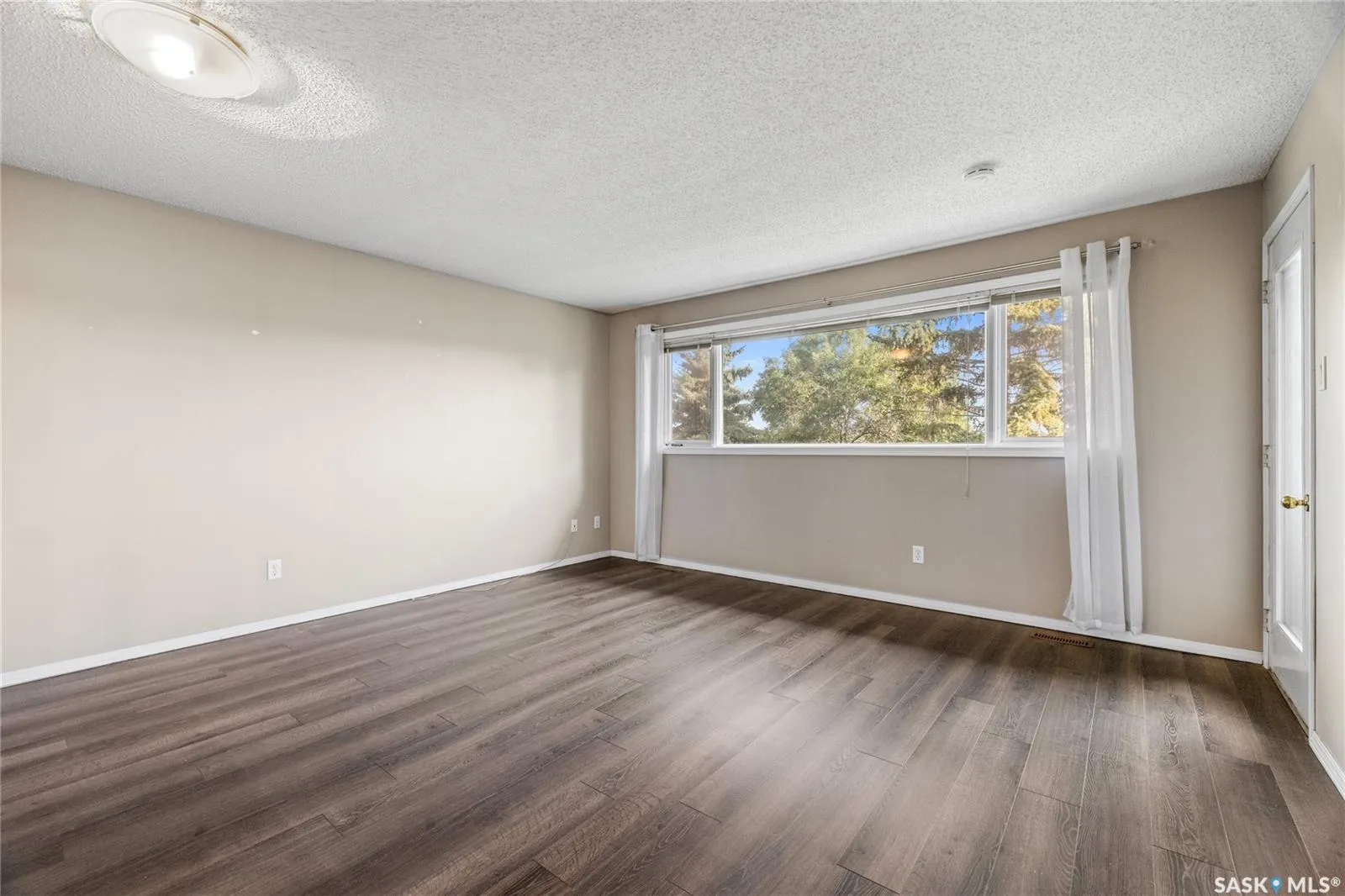 307 Avon DRIVE
