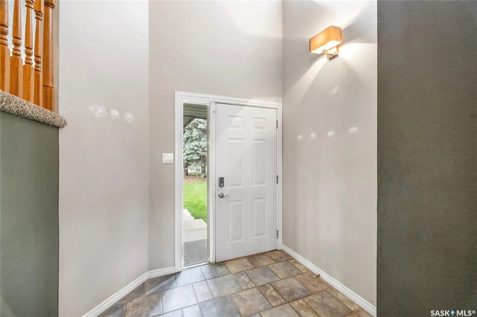 307 Avon DRIVE