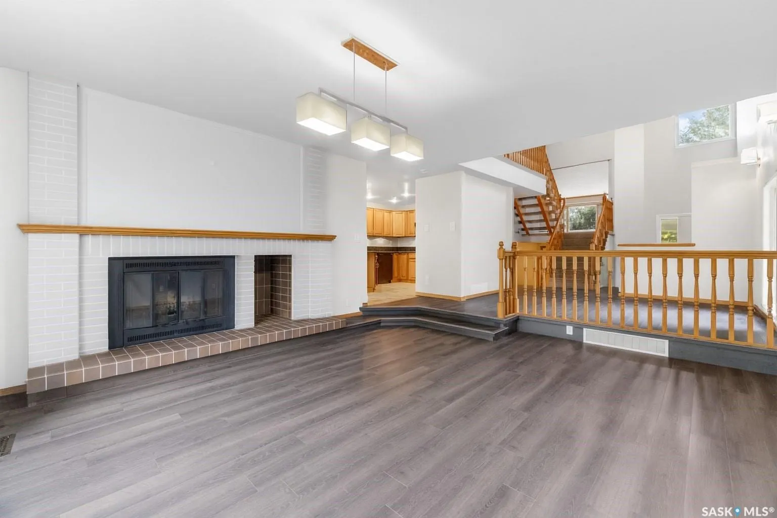 307 Avon DRIVE