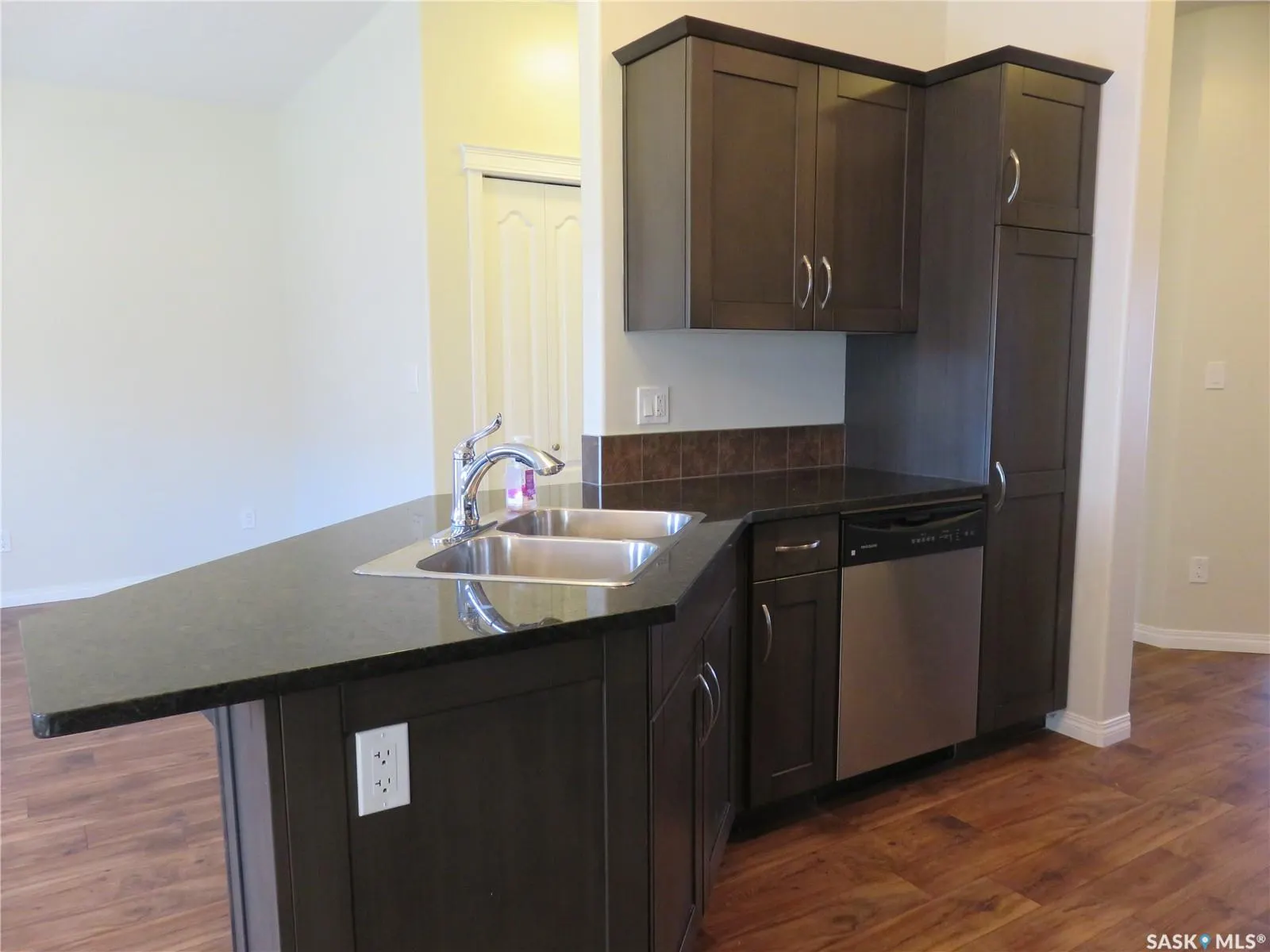 3810 Dewdney AVENUE E, #113