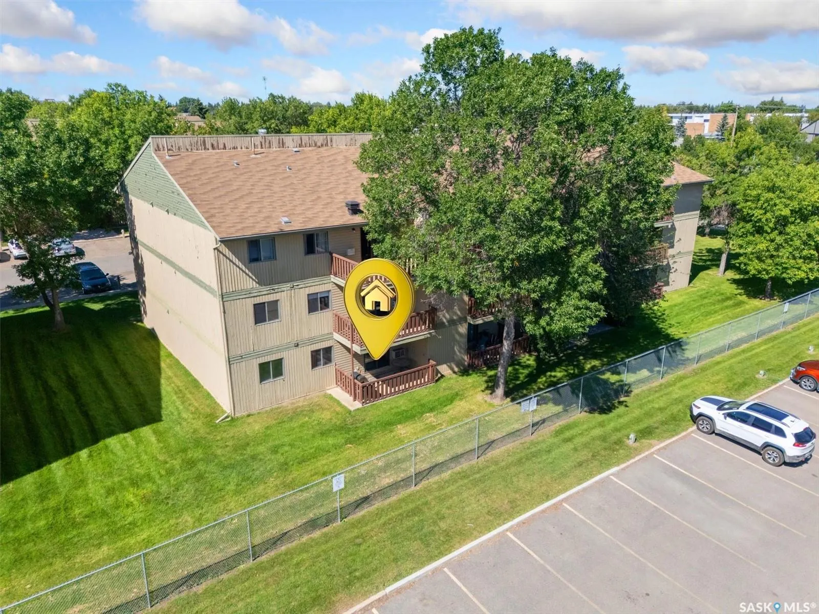 1121 Mckercher DRIVE, #102c