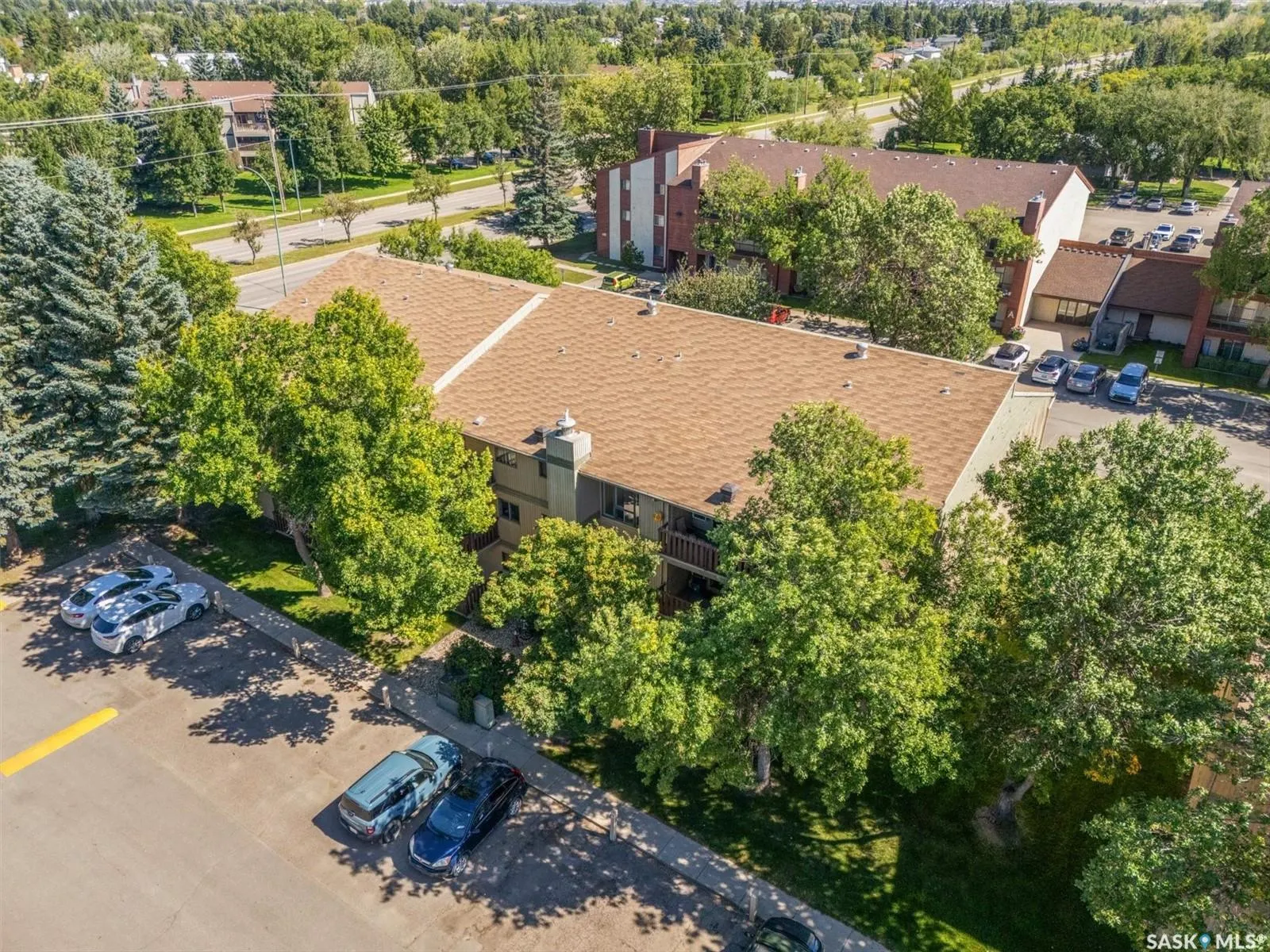 1121 Mckercher DRIVE, #102c