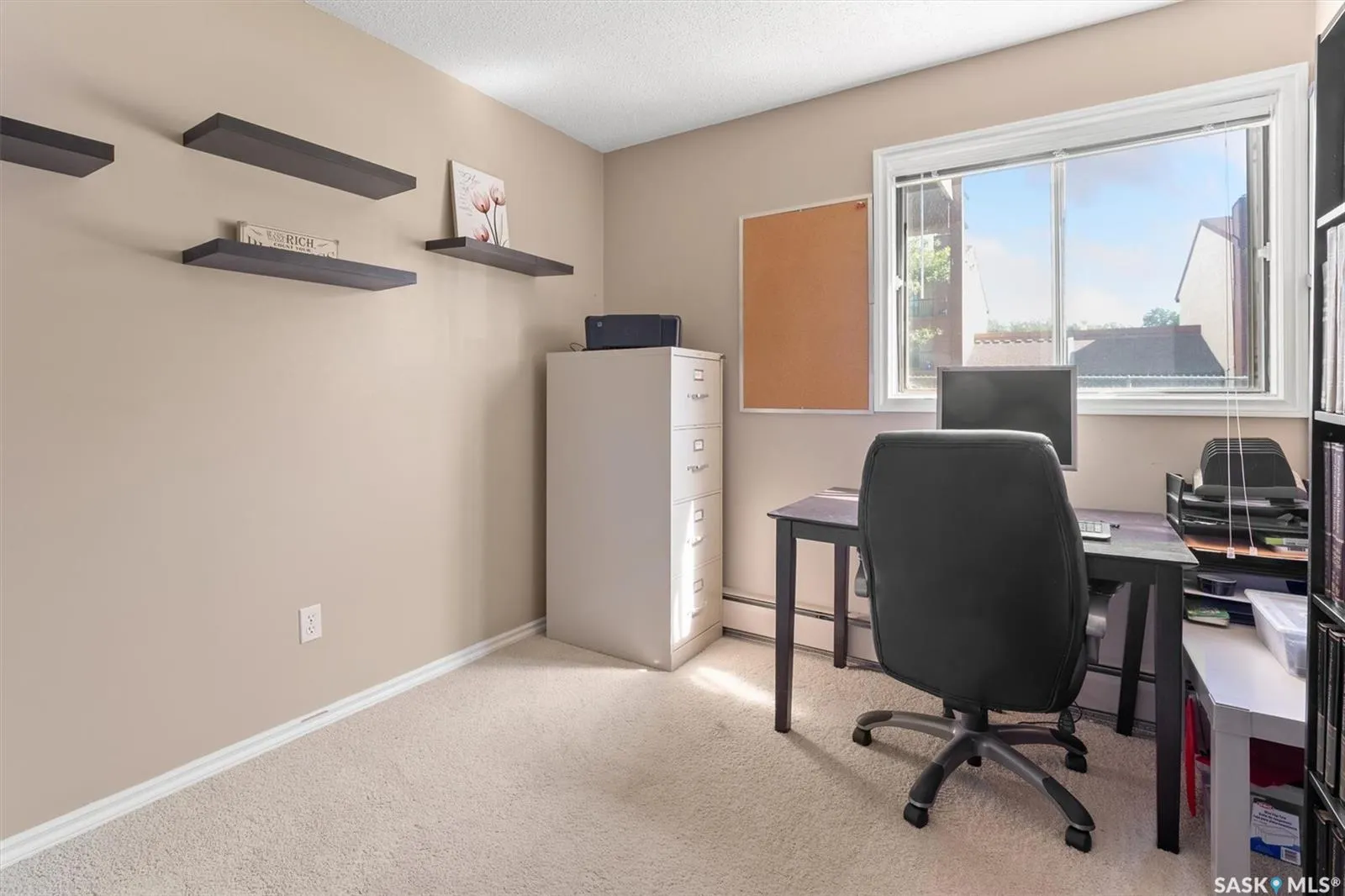 1121 Mckercher DRIVE, #102c