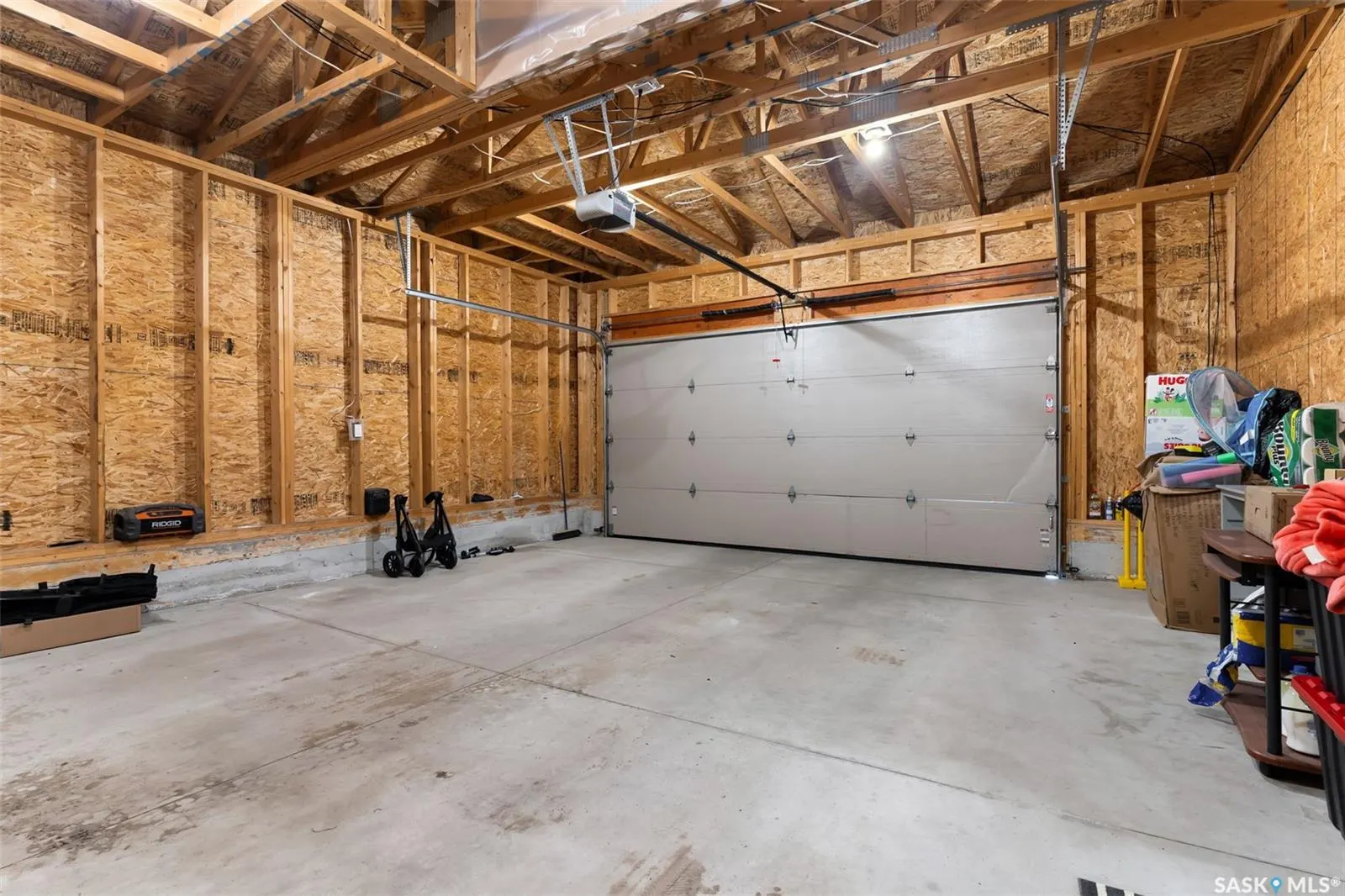 4019 Lepine ROAD