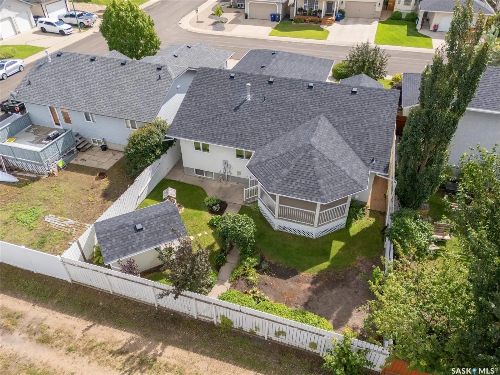 204 Burke PLACE