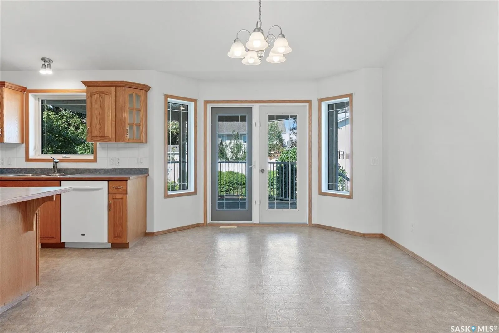 204 Burke PLACE