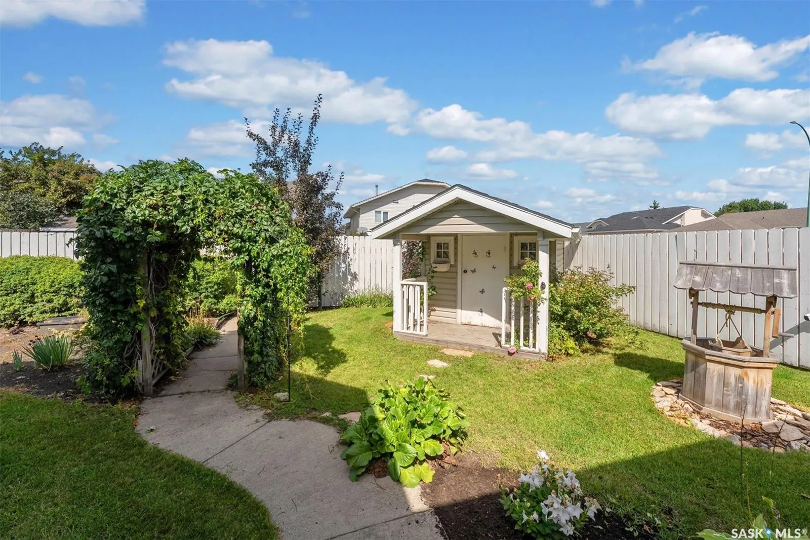 204 Burke PLACE