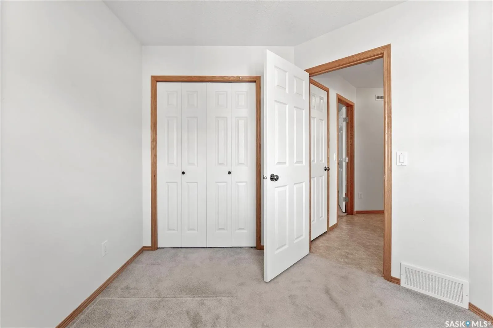 204 Burke PLACE