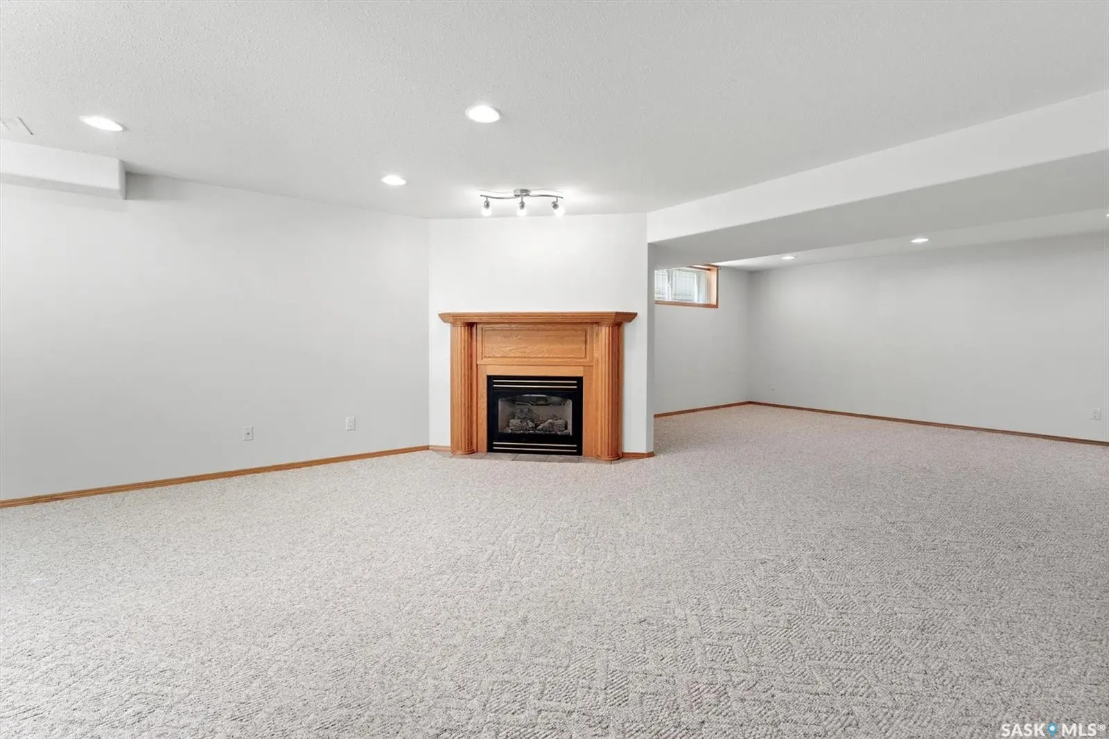 204 Burke PLACE