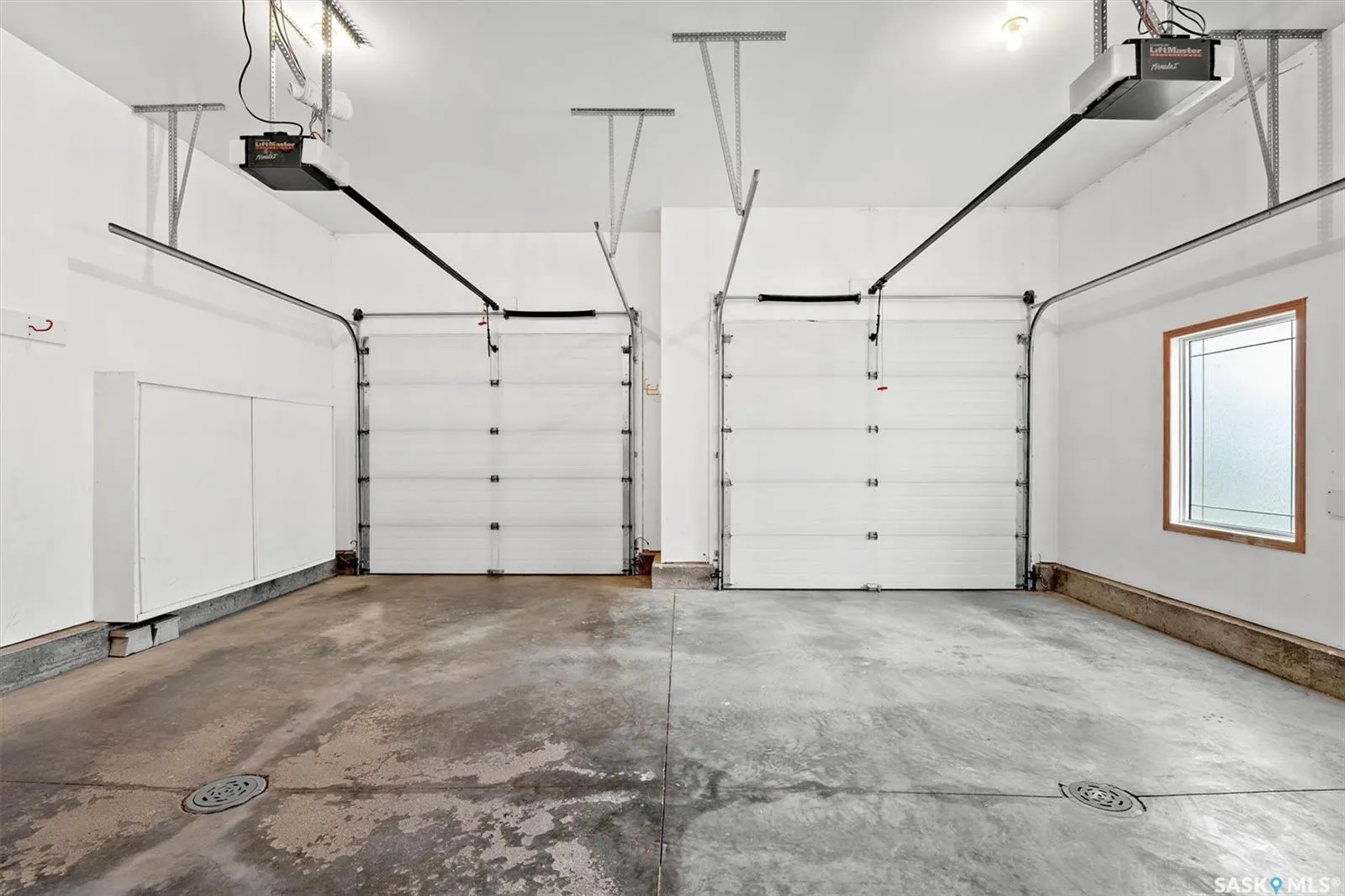 204 Burke PLACE