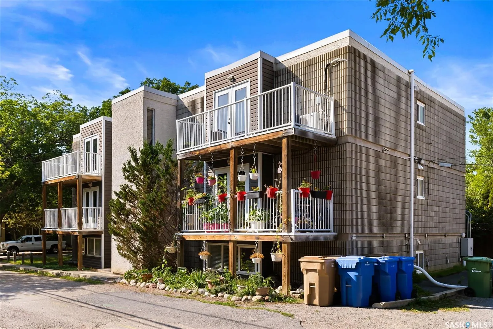 1953 Garnet STREET, #6