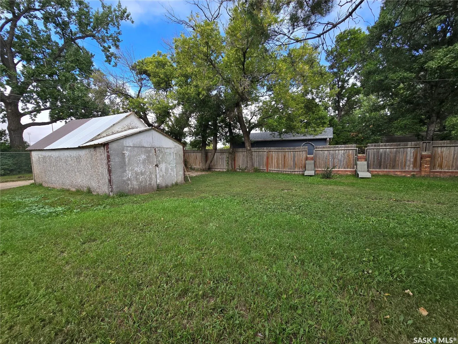 415 GOVERNMENT ROAD