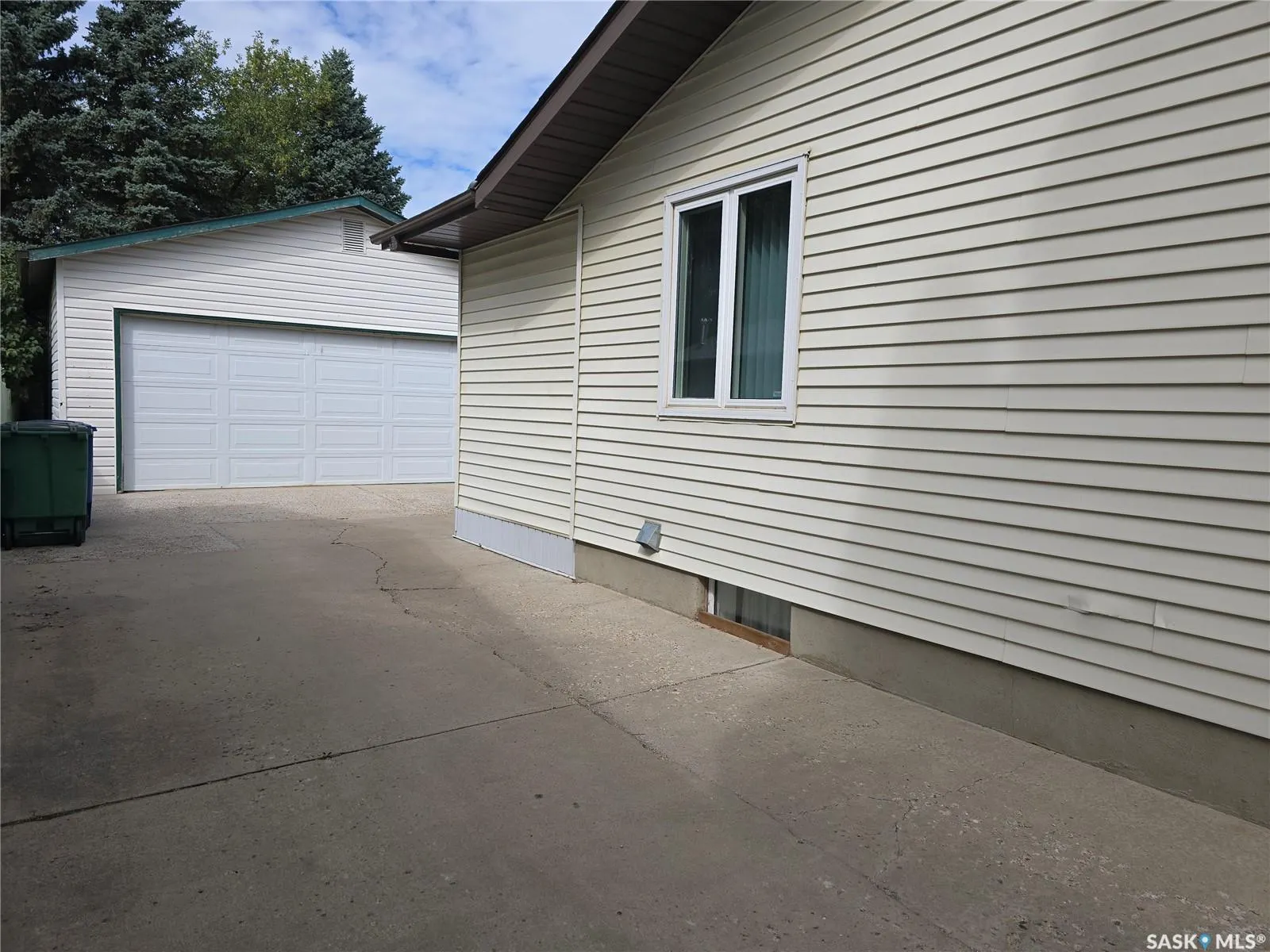 111 O'REGAN CRESCENT