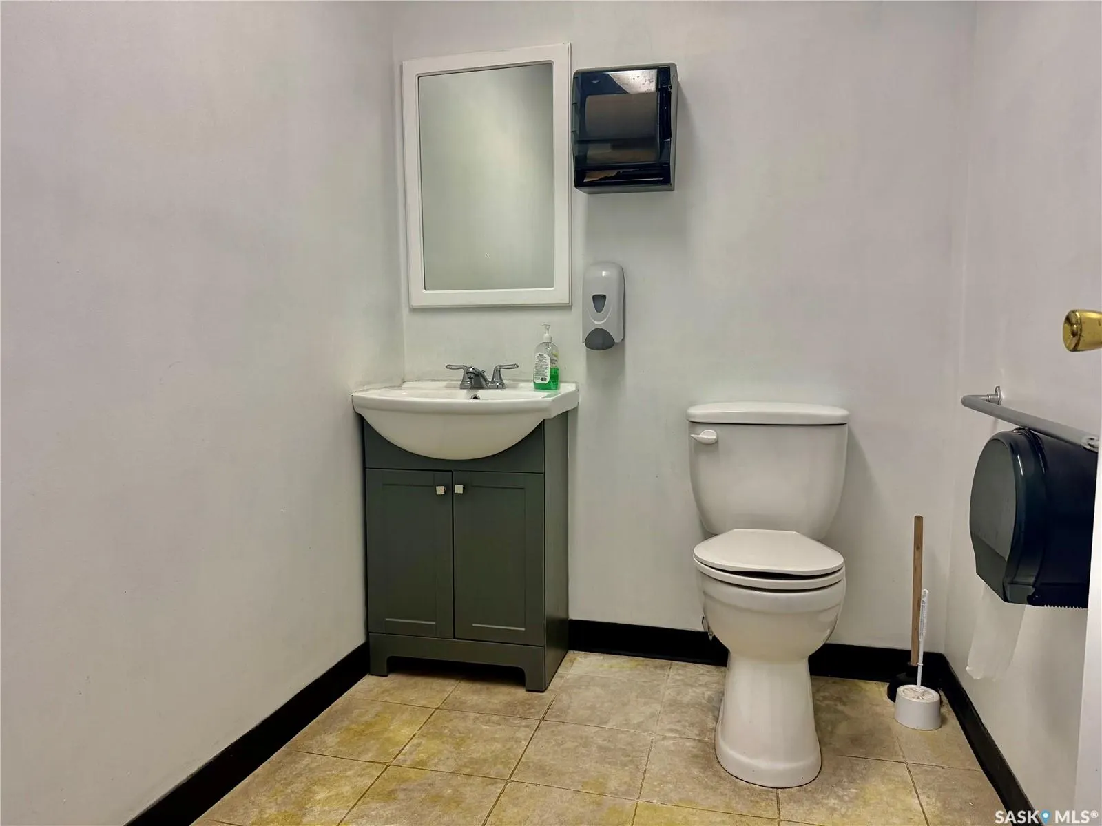 1307 D/1309 A & B 8th AVENUE