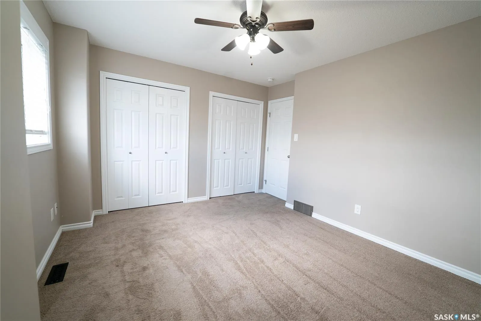 402 Snead CRESCENT