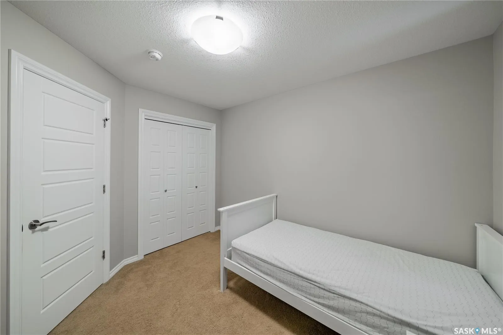 4000 Sandhill CRESCENT, #303