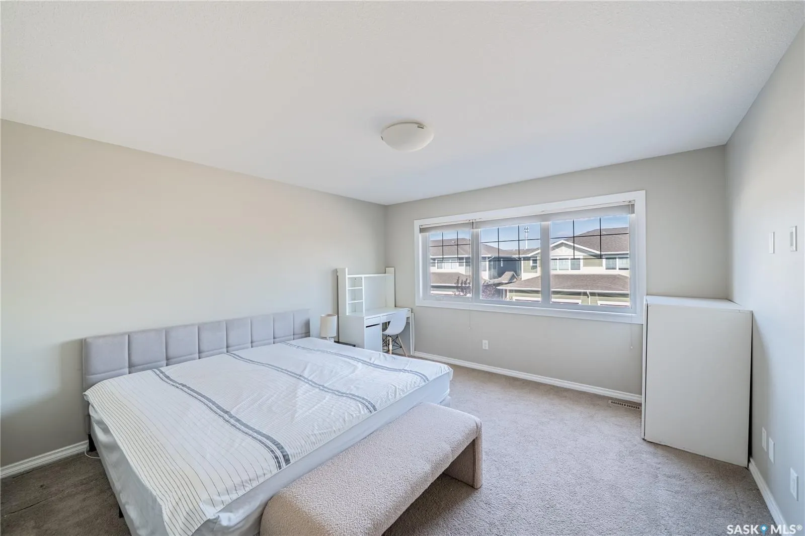 4000 Sandhill CRESCENT, #303