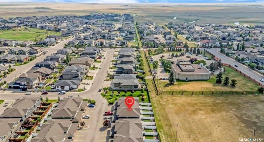 4000 Sandhill CRESCENT, #303