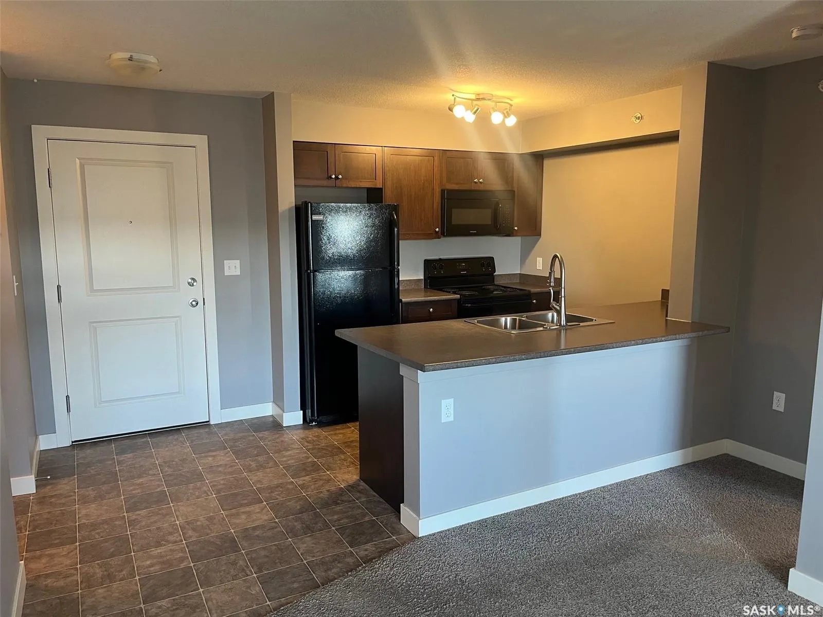 304 Petterson DRIVE, #405