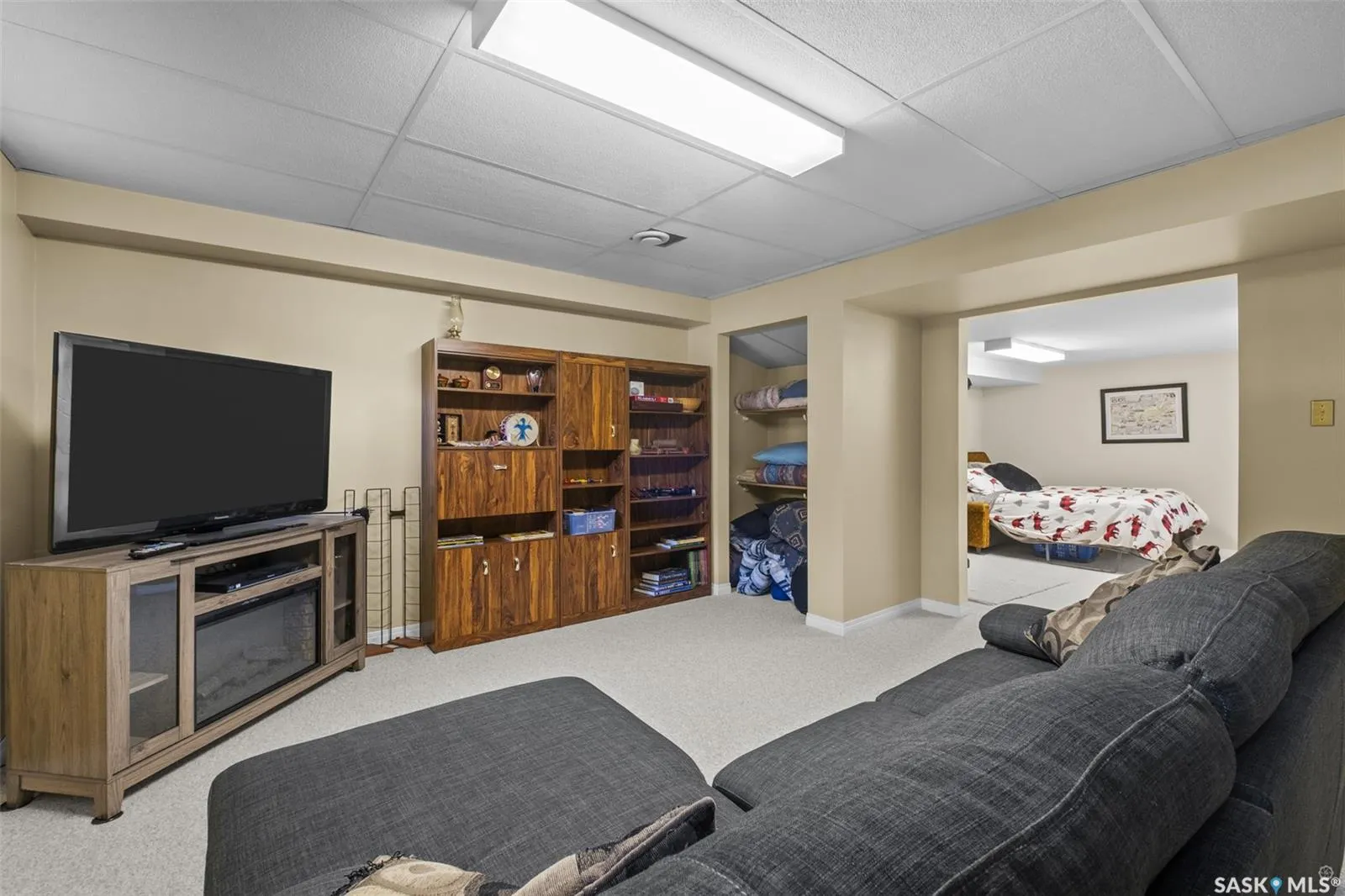 461 Birch PLACE