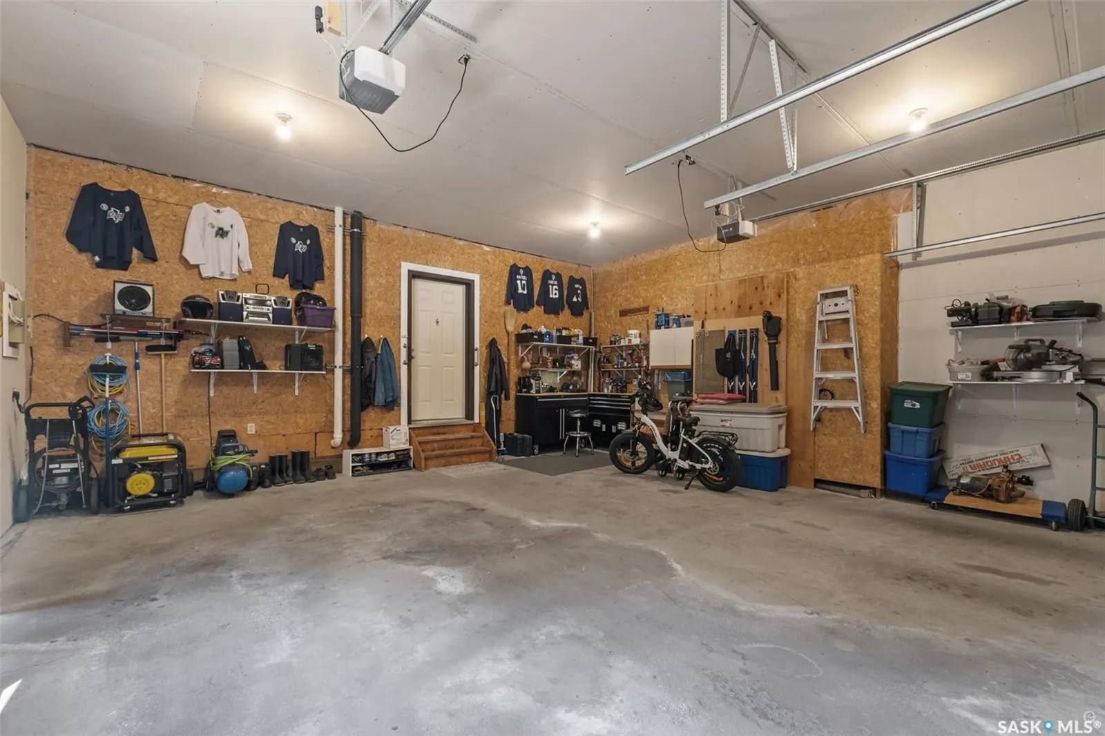 461 Birch PLACE
