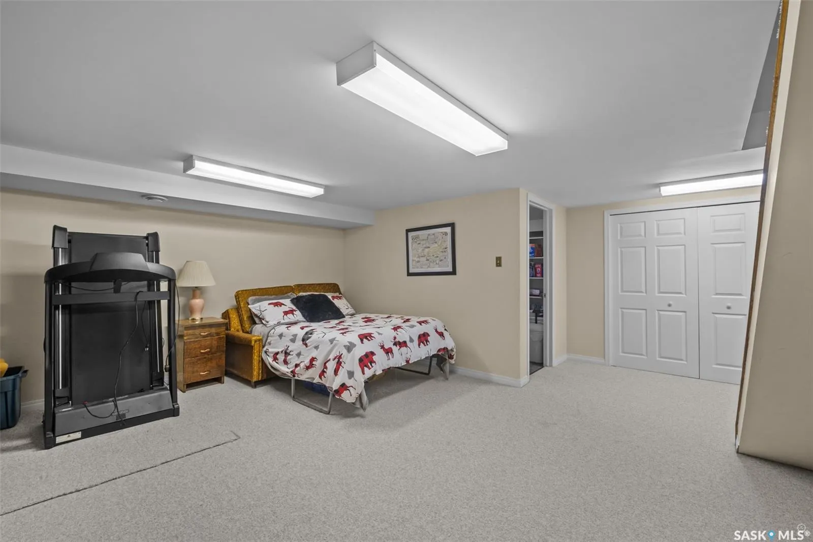 461 Birch PLACE