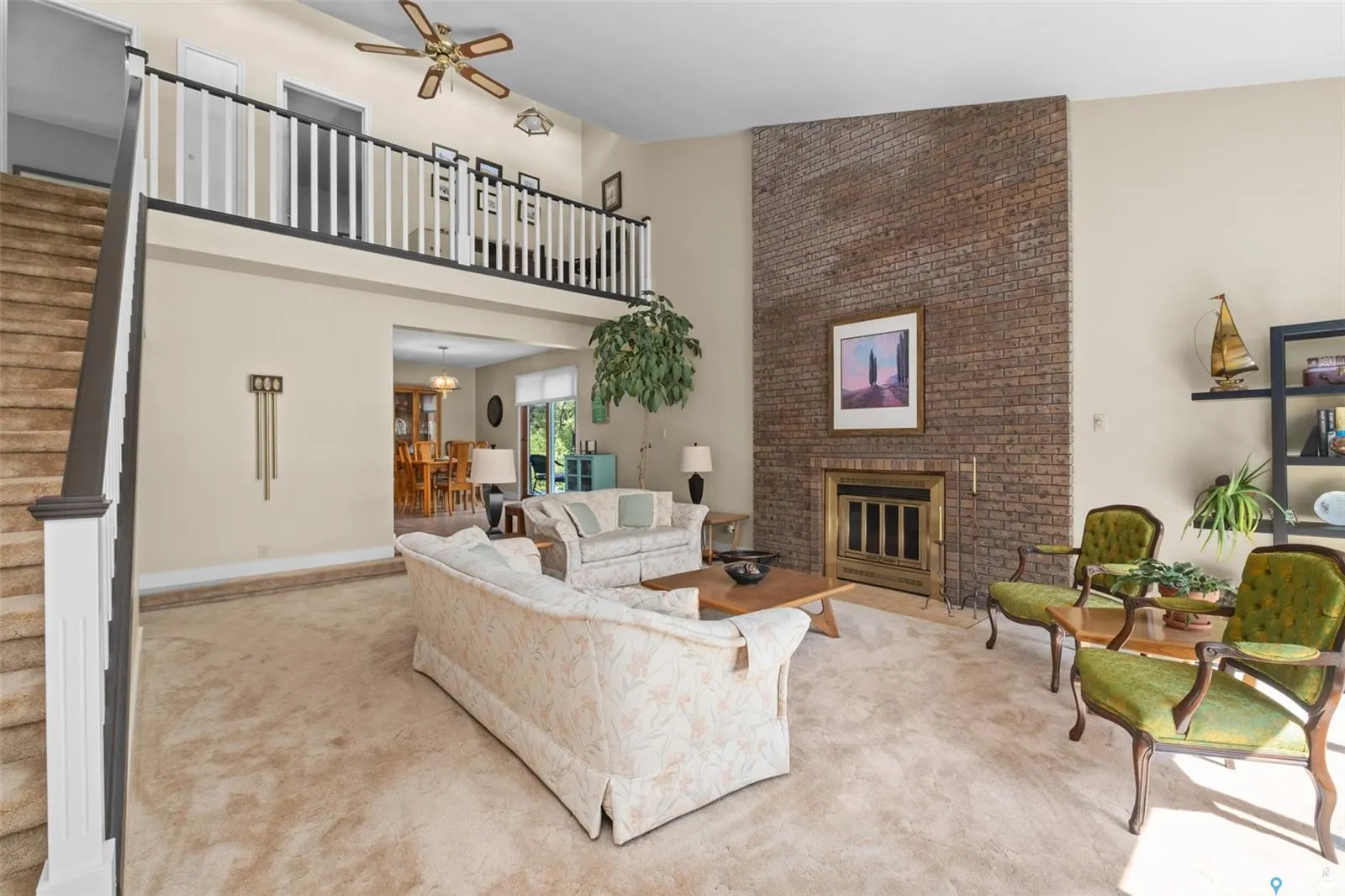 461 Birch PLACE