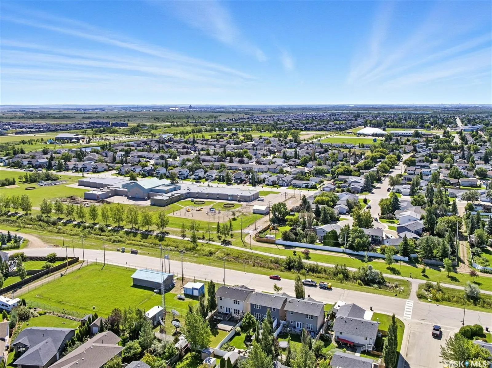 707 Reddekopp DRIVE