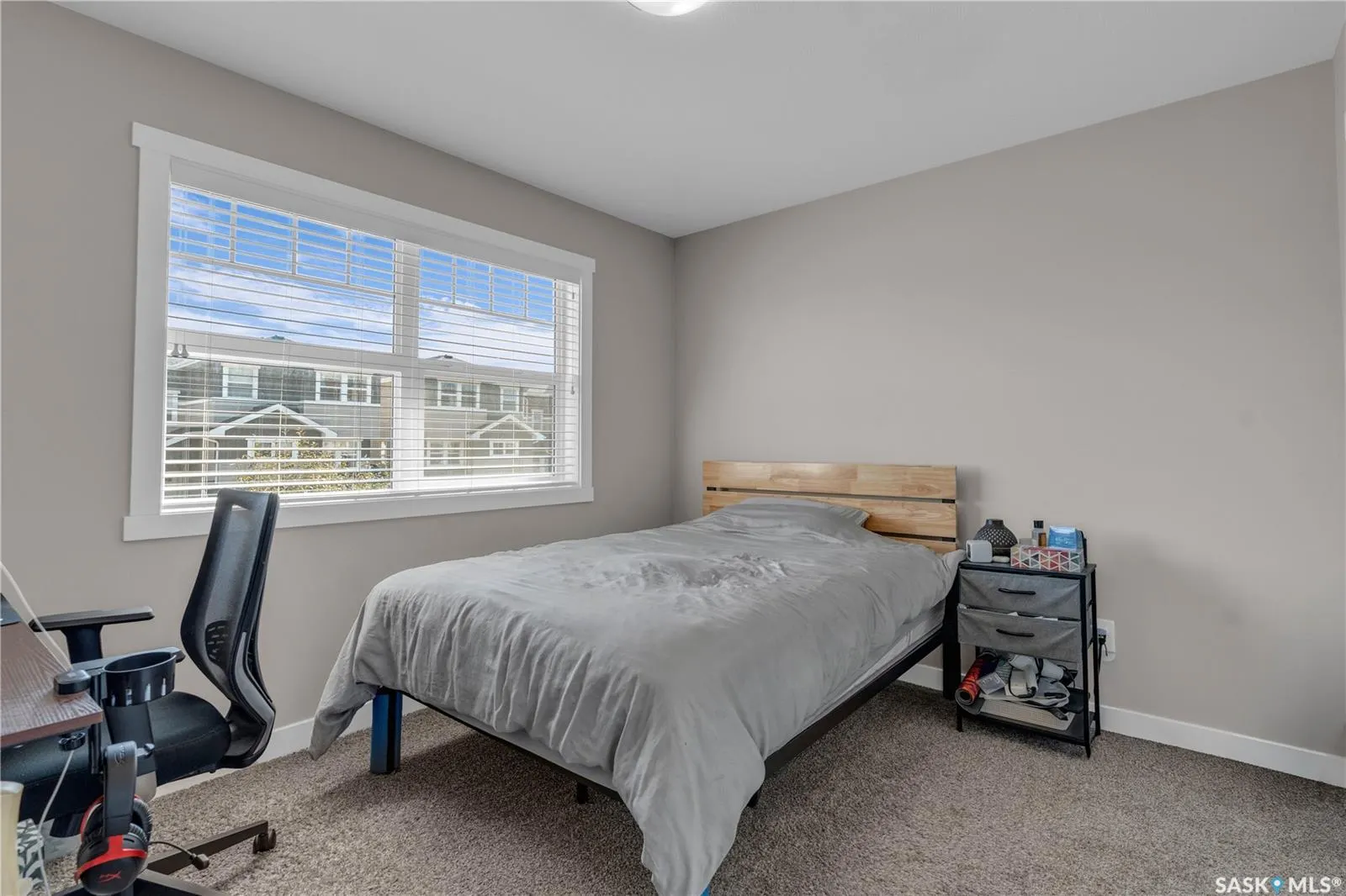 315 Dickson CRESCENT, #131