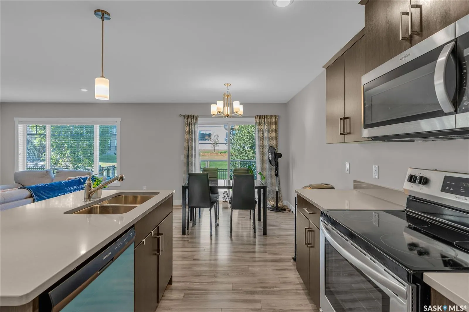 315 Dickson CRESCENT, #131