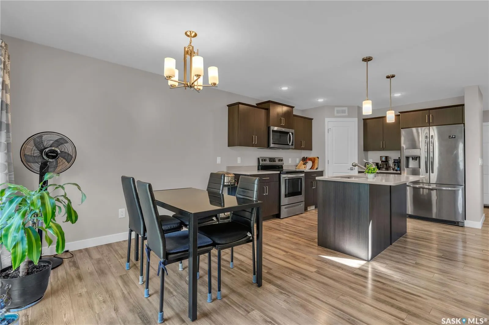 315 Dickson CRESCENT, #131