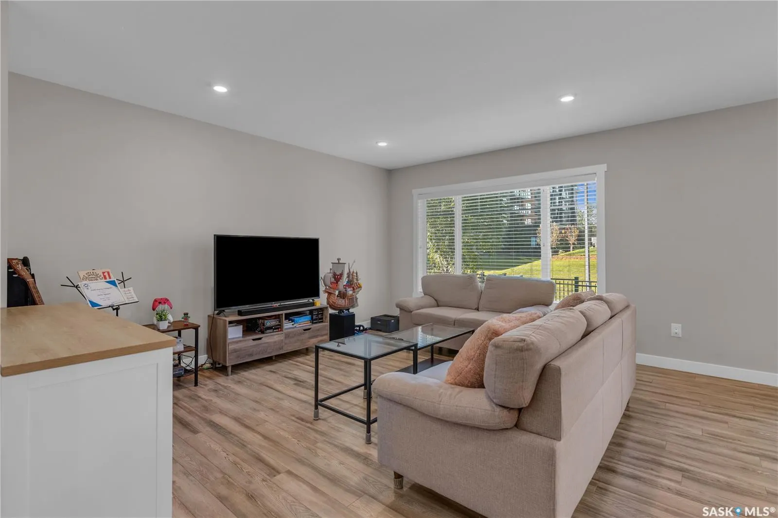 315 Dickson CRESCENT, #131