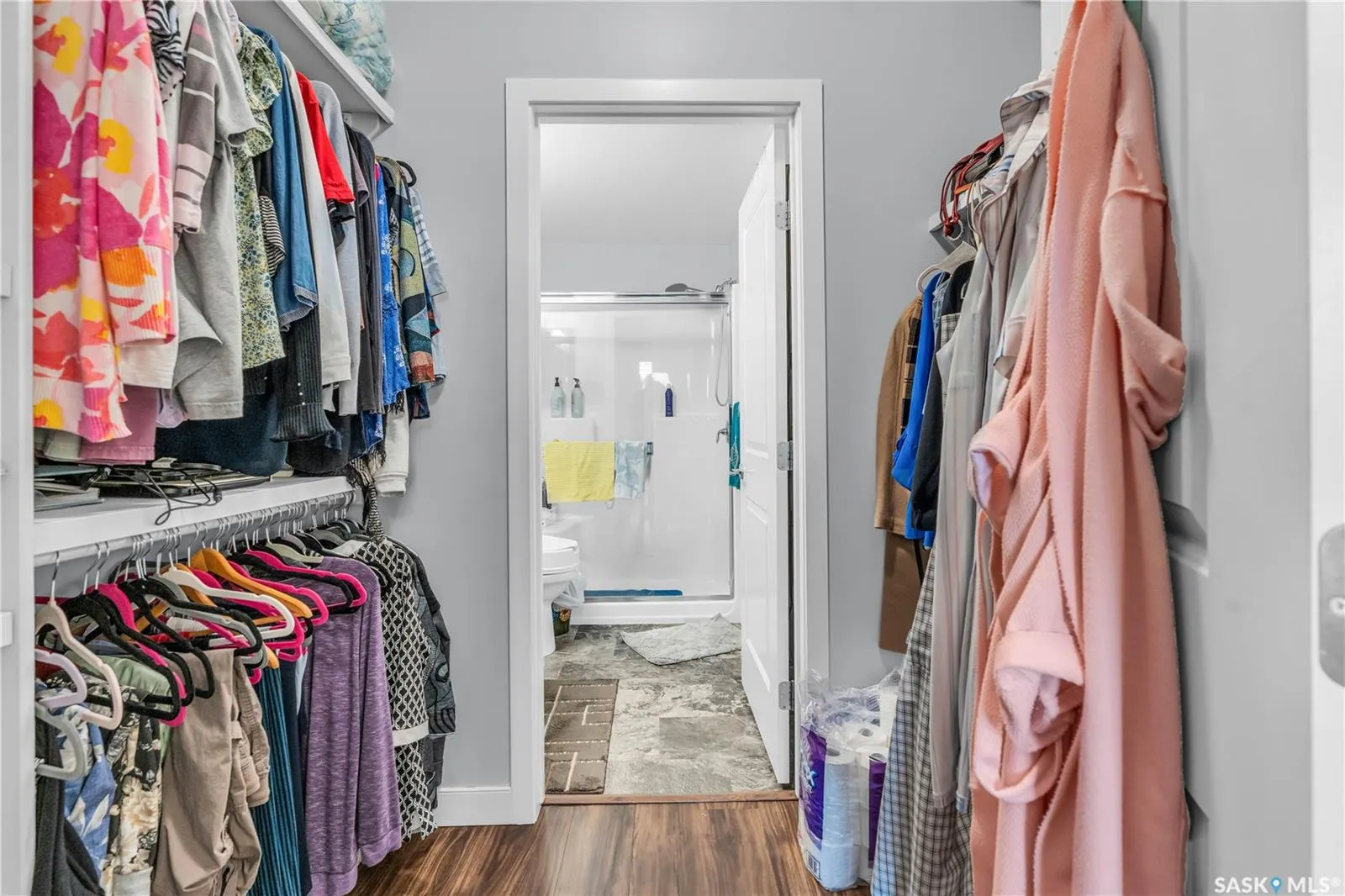 1025 Moss AVENUE, #208