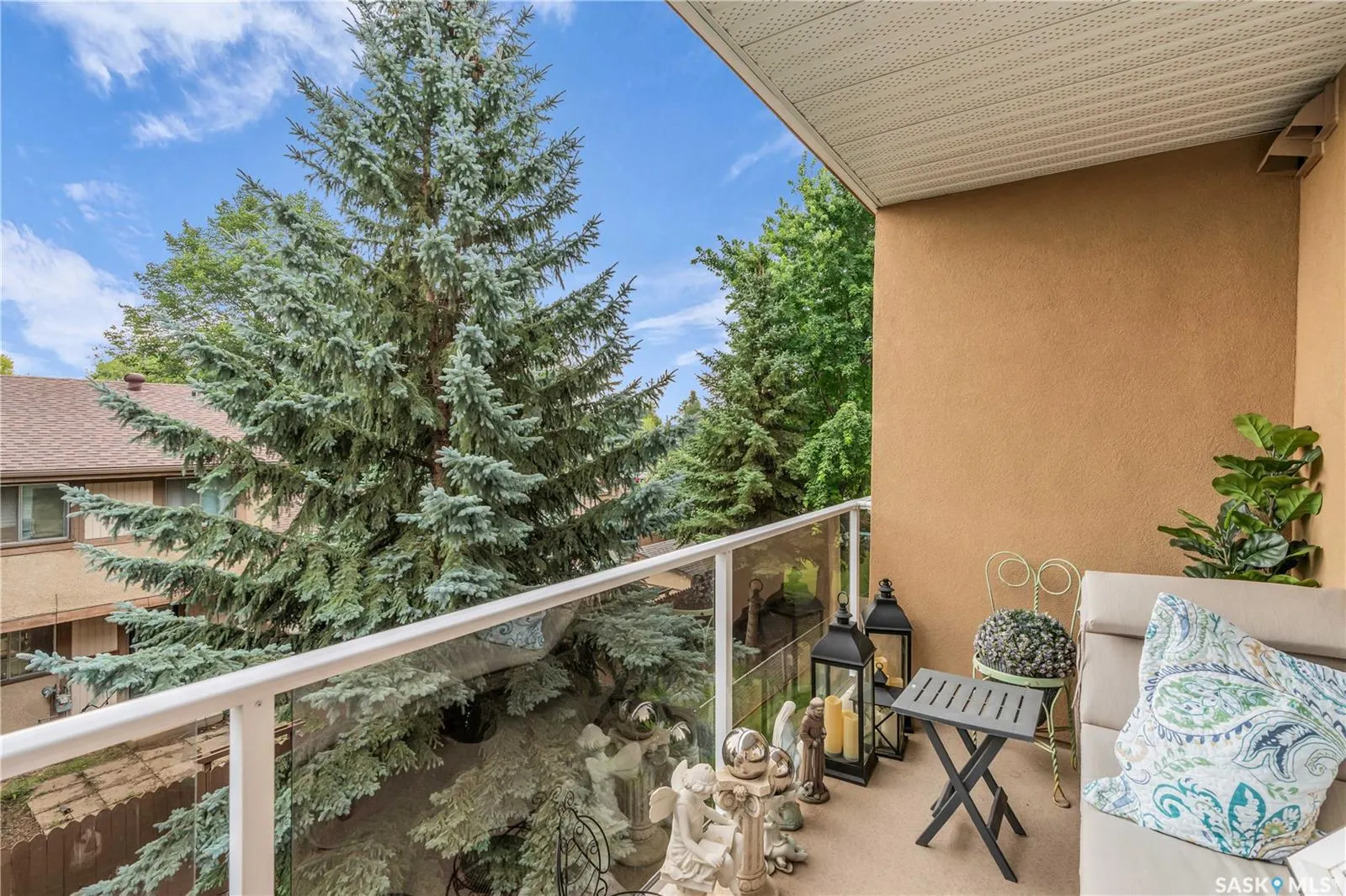 1025 Moss AVENUE, #208