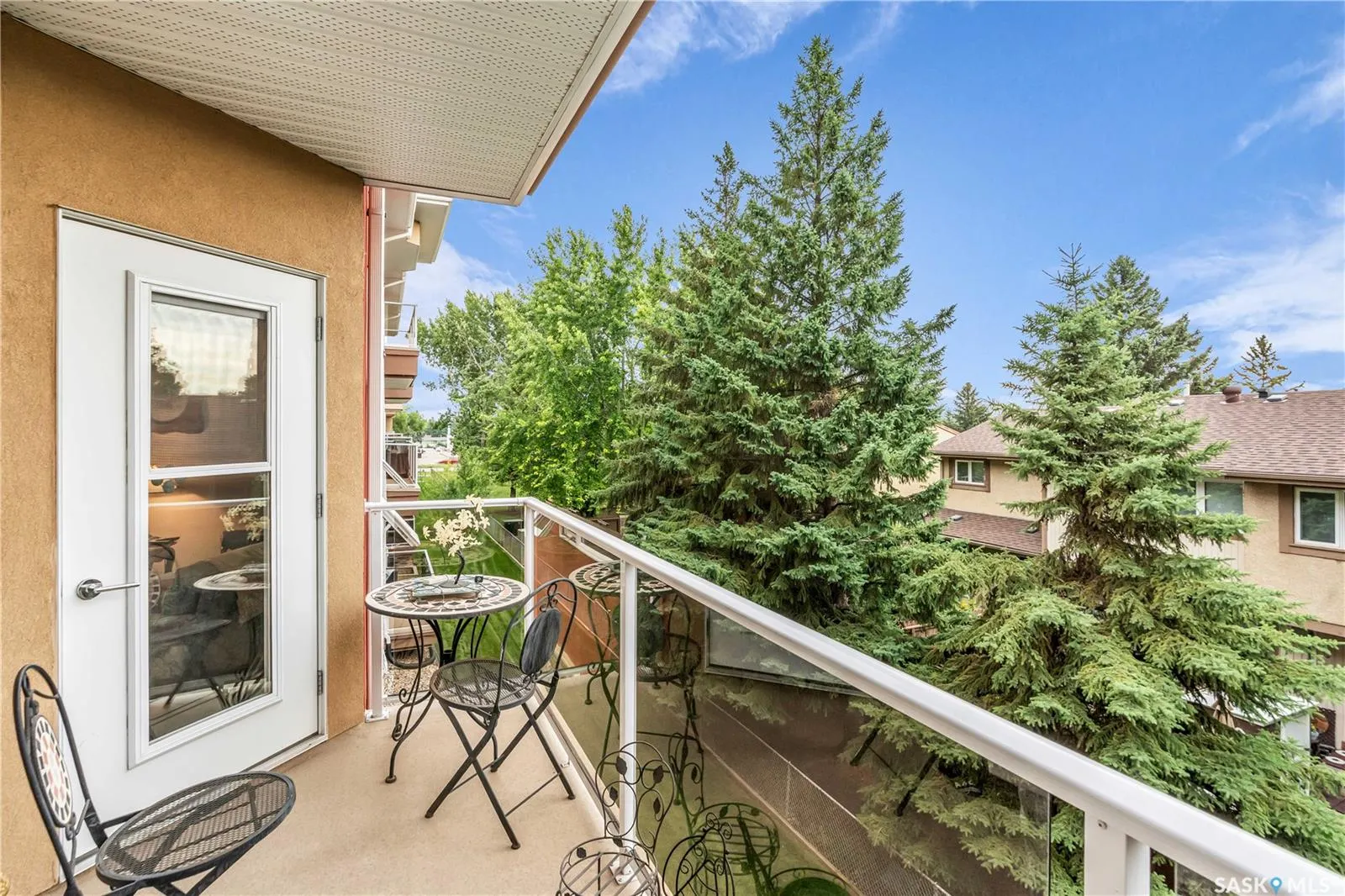 1025 Moss AVENUE, #208