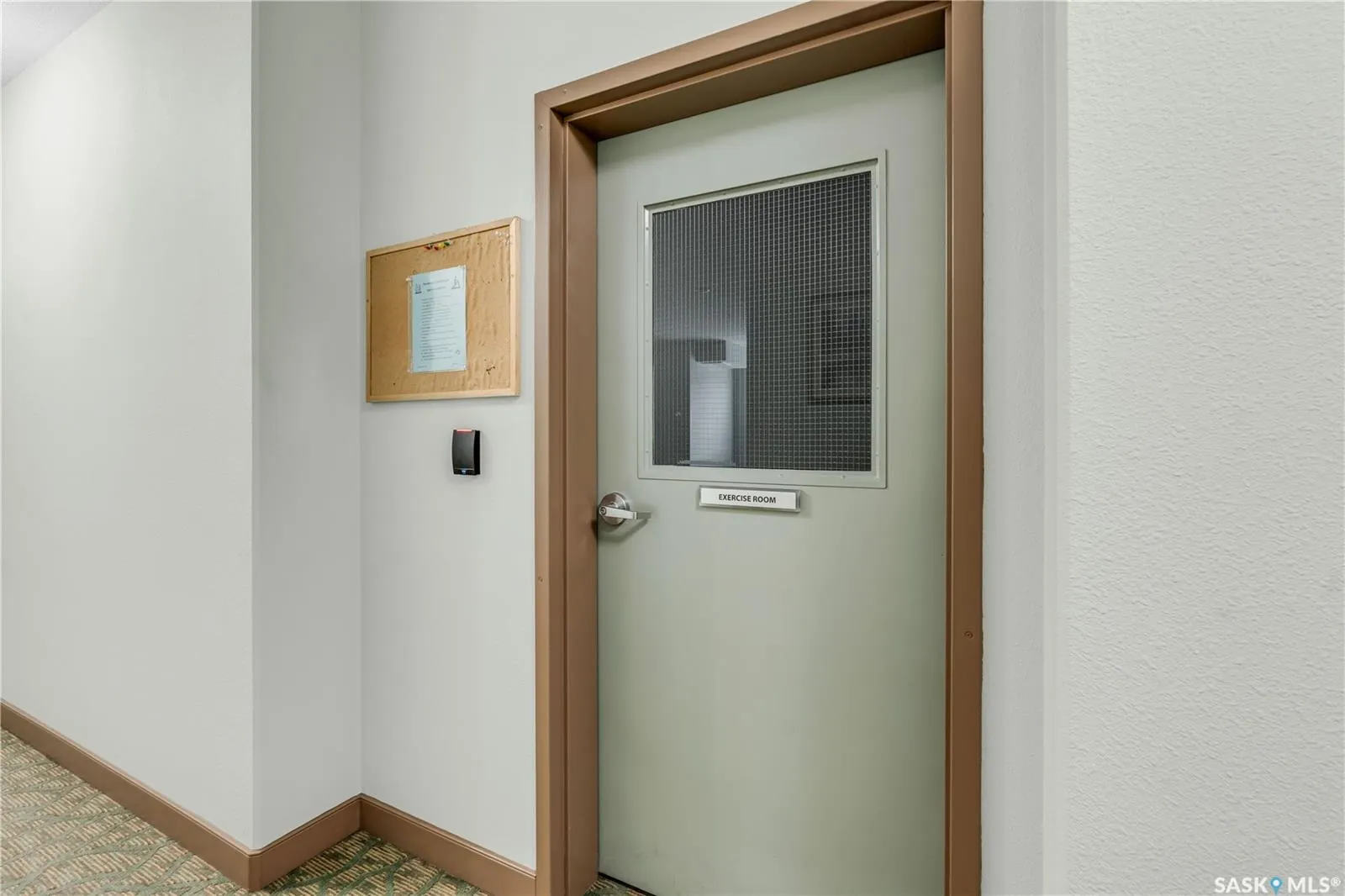1025 Moss AVENUE, #208
