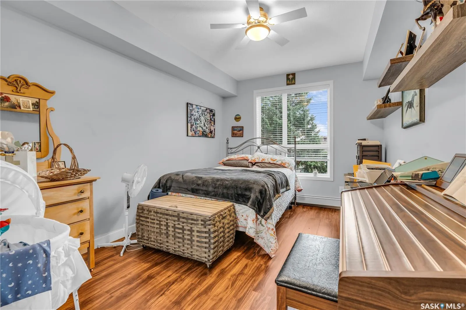1025 Moss AVENUE, #208