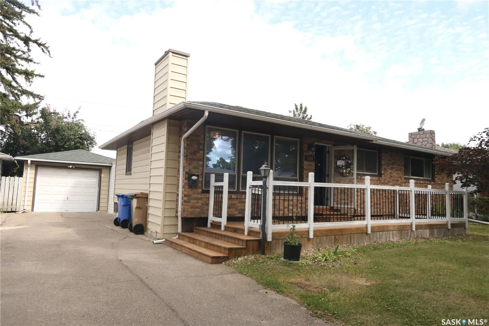 1500 Macpherson AVENUE