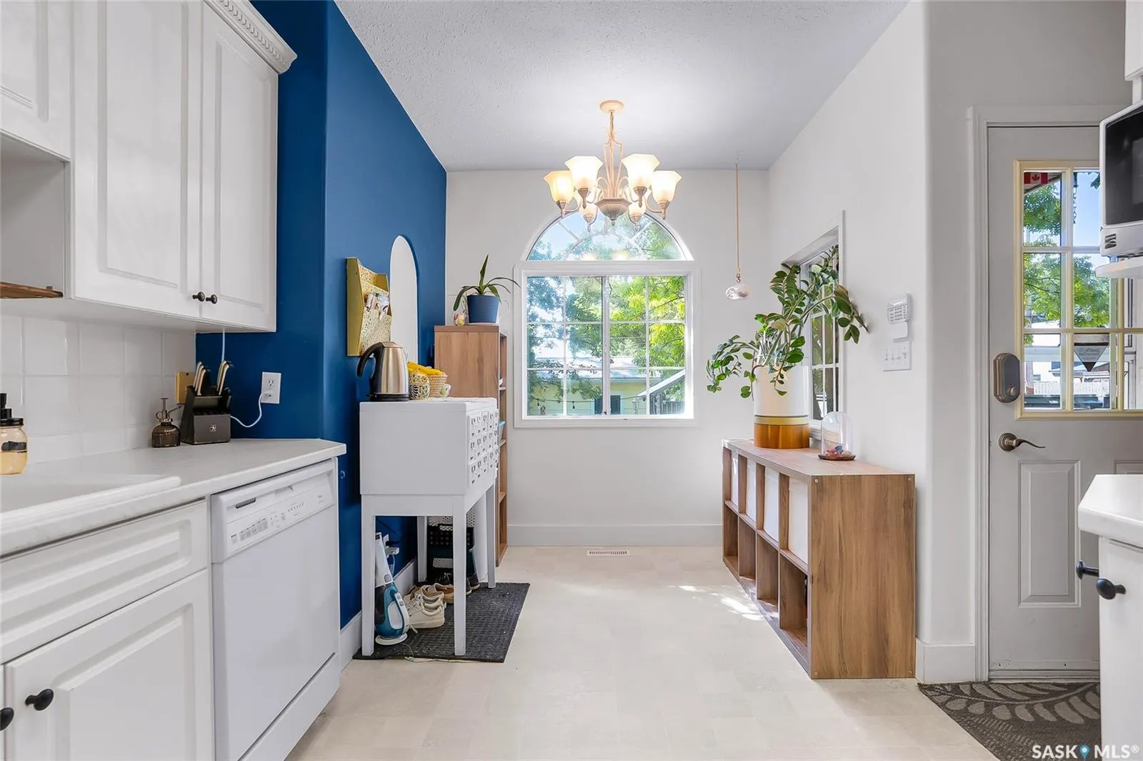 119 28th STREET W
