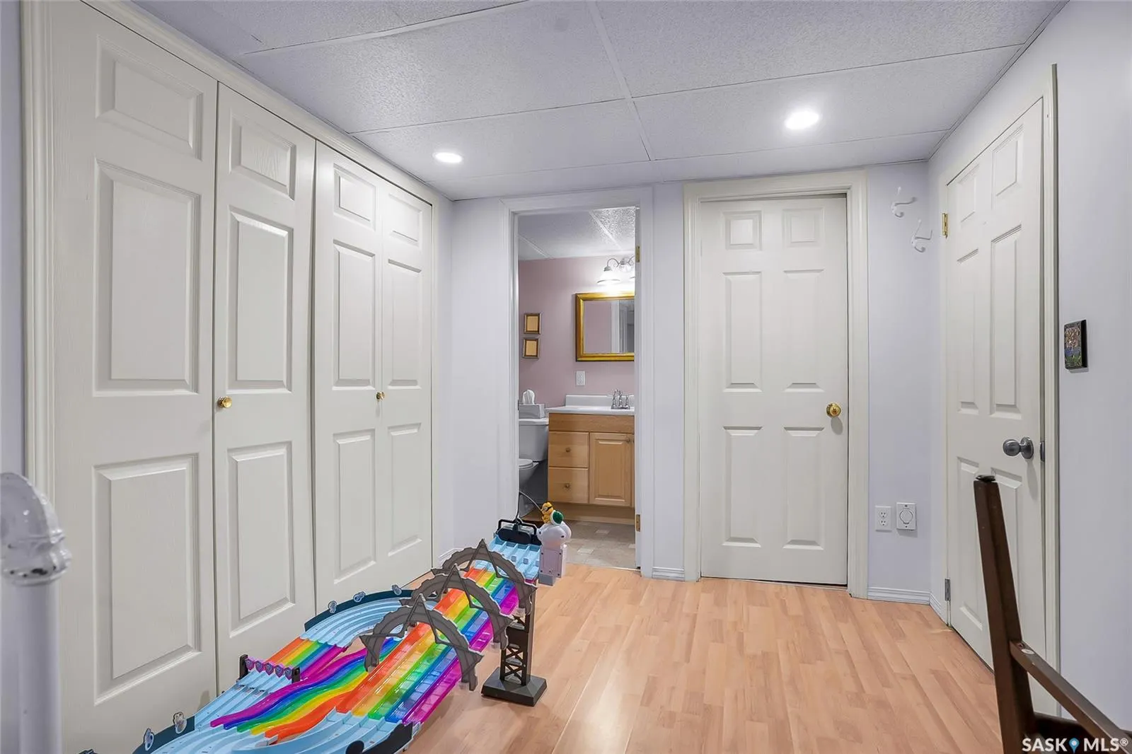 119 28th STREET W
