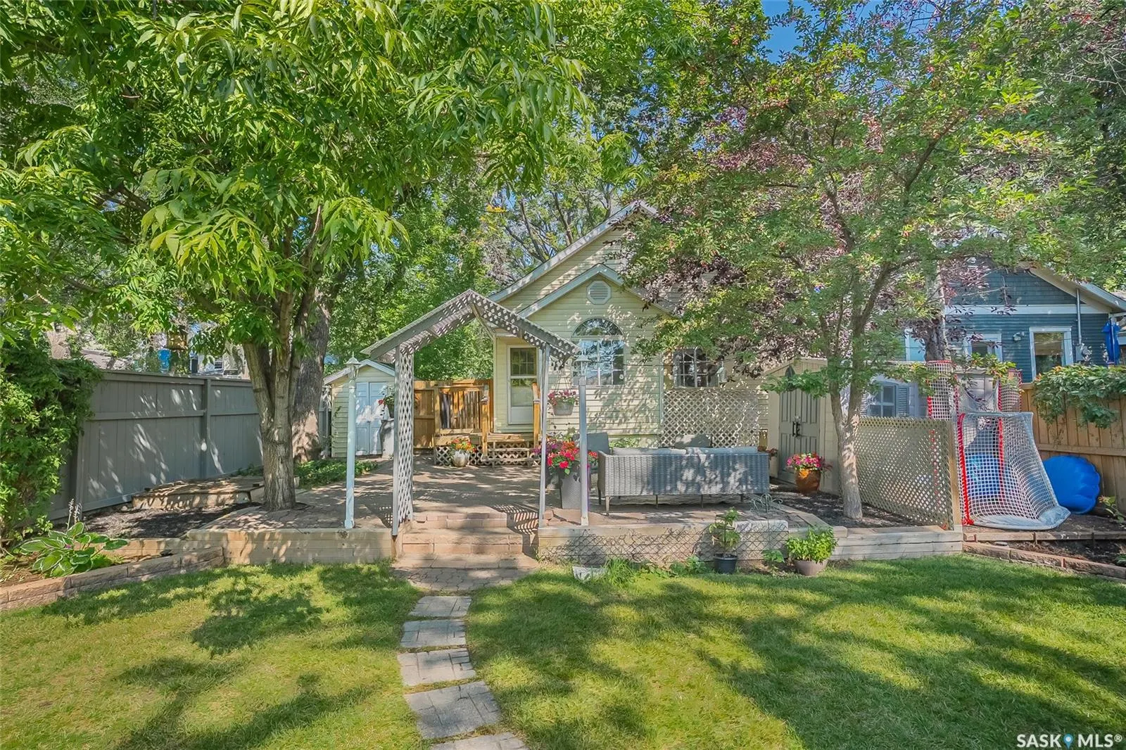 119 28th STREET W