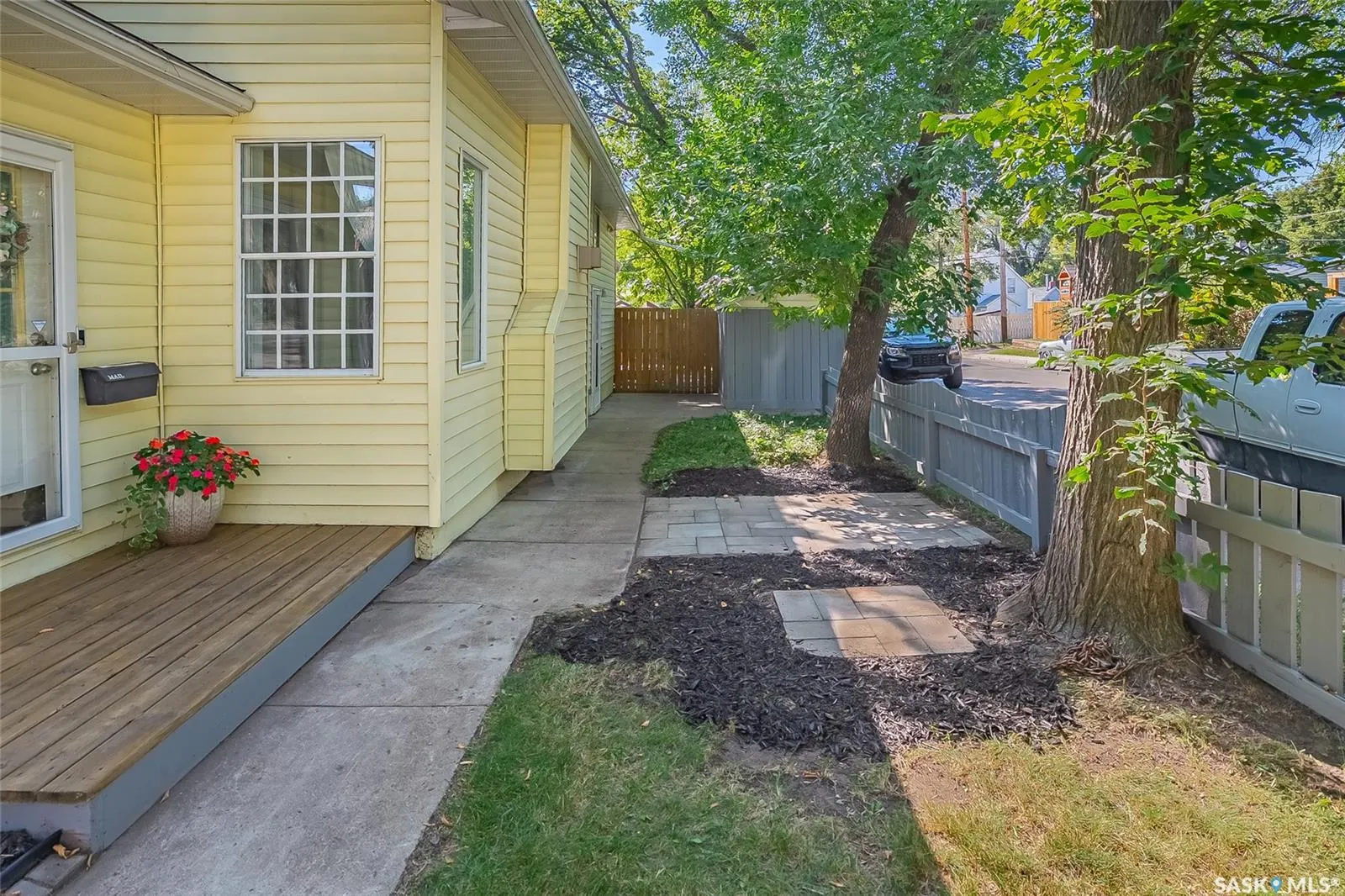 119 28th STREET W