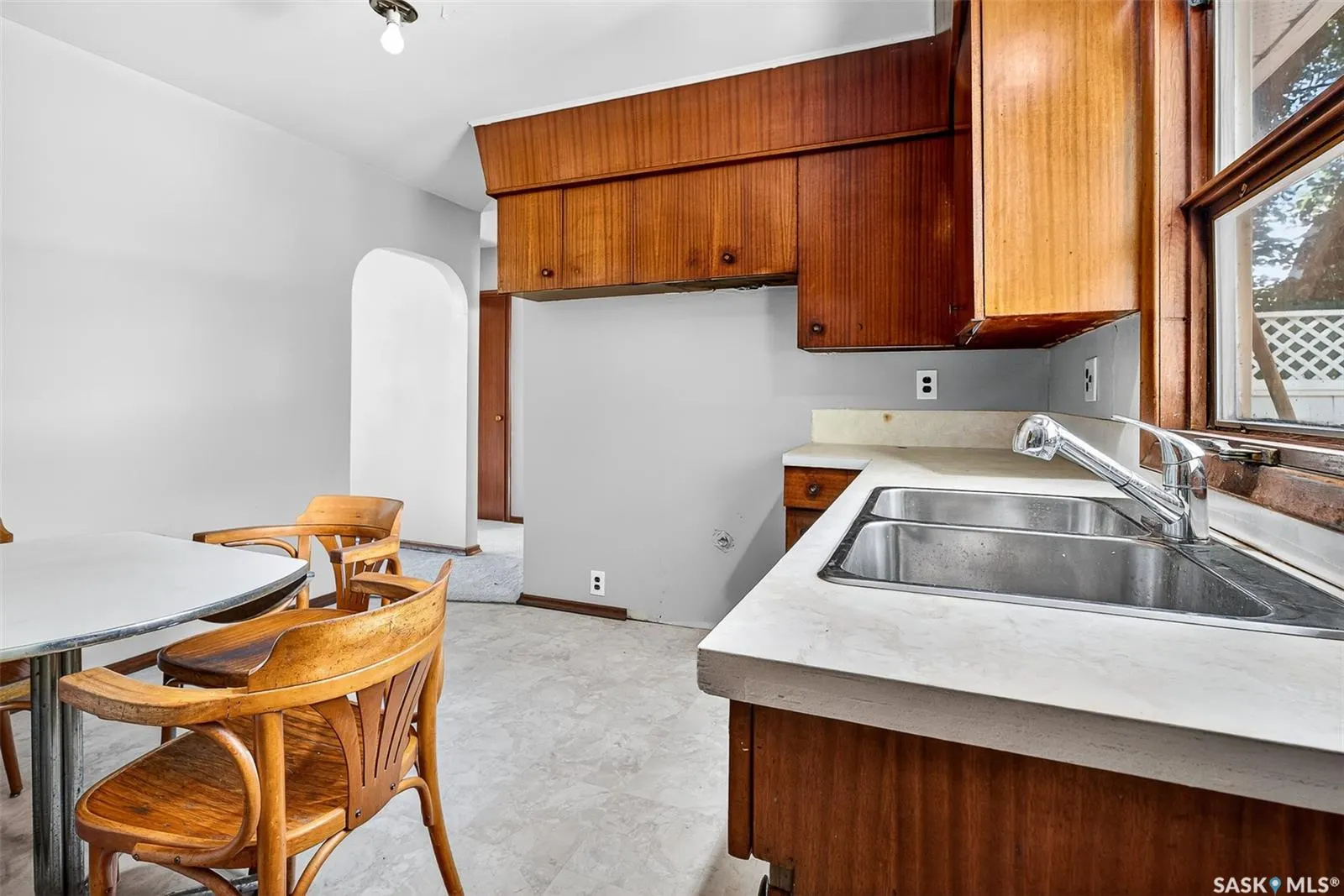 530 Duffield STREET W