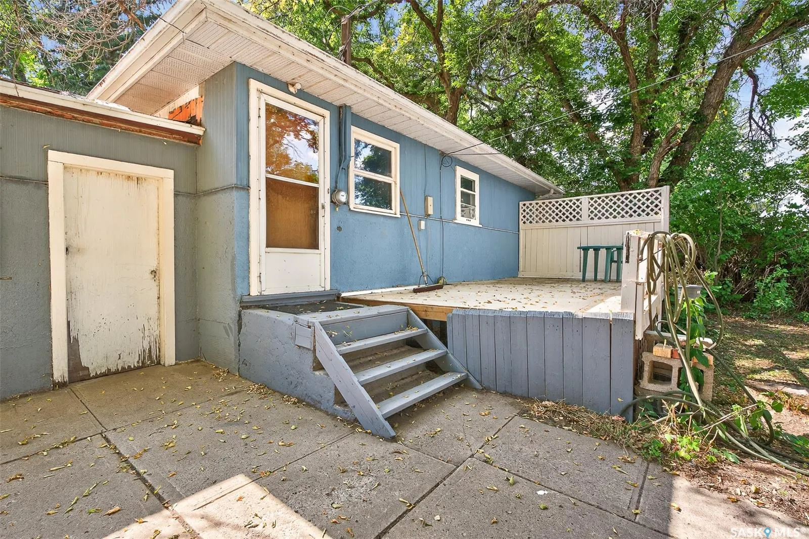 530 Duffield STREET W