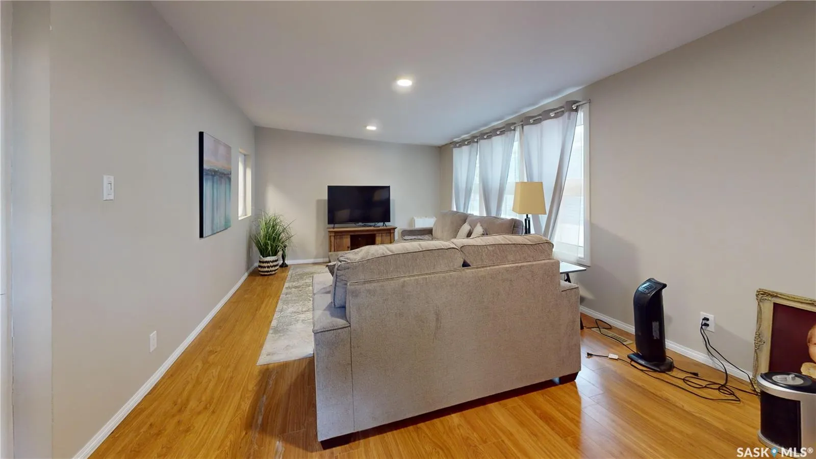 1295 9th AVENUE NE, #A24
