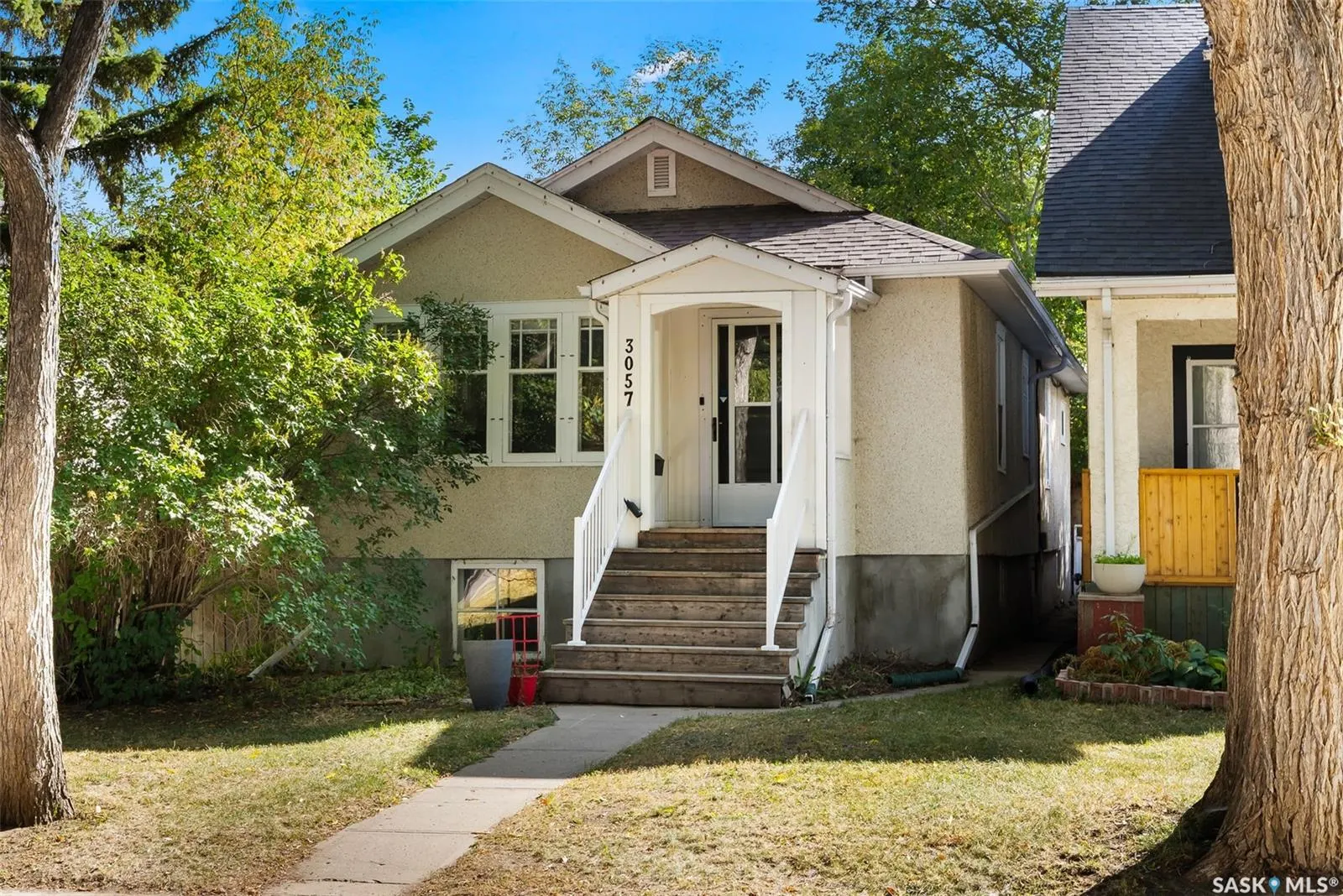 3057 Retallack STREET