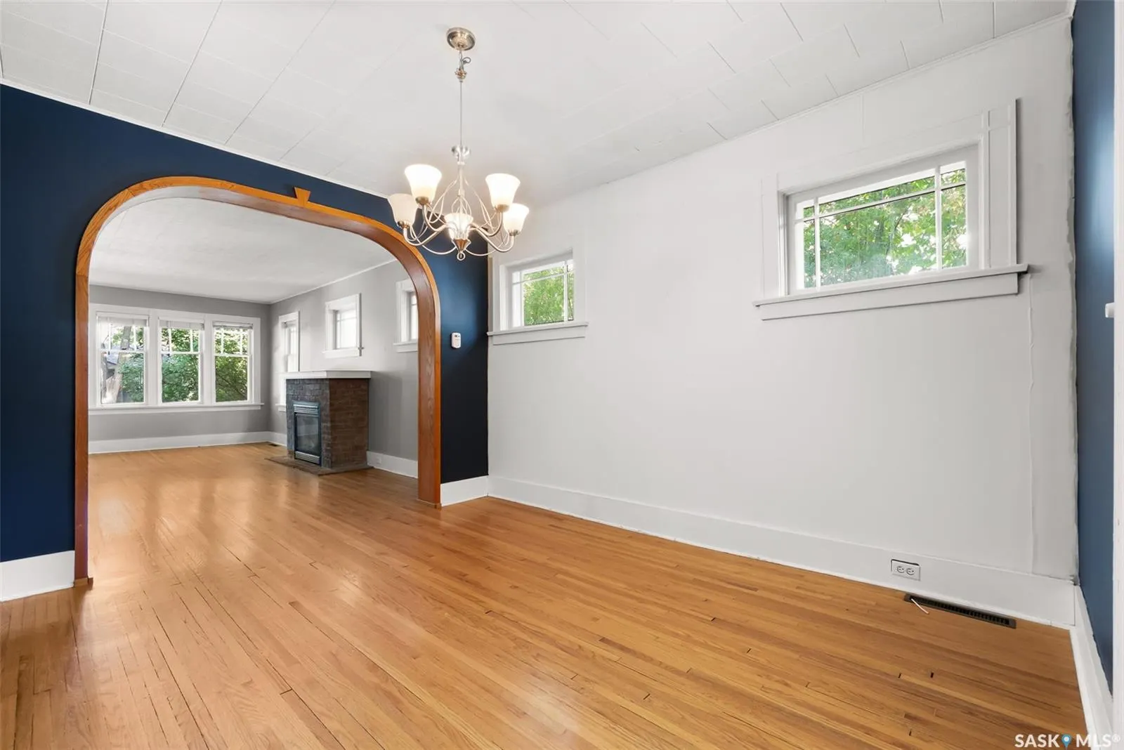 3057 Retallack STREET