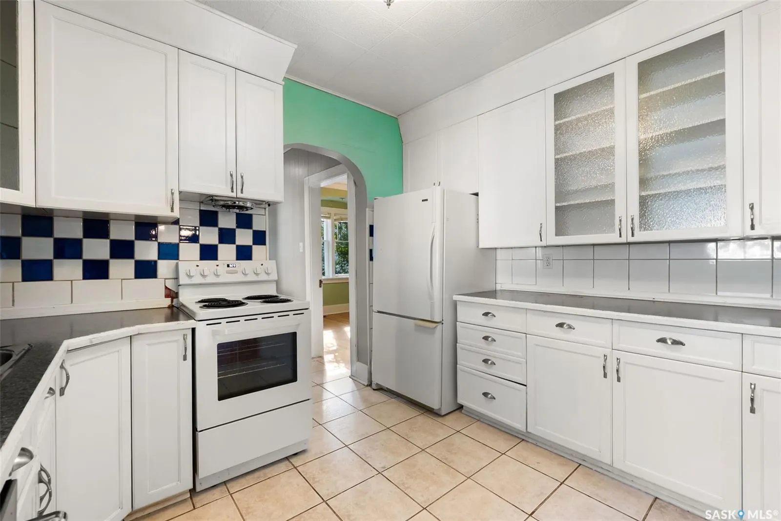 3057 Retallack STREET